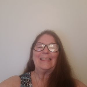 Meet your Posher, Edna